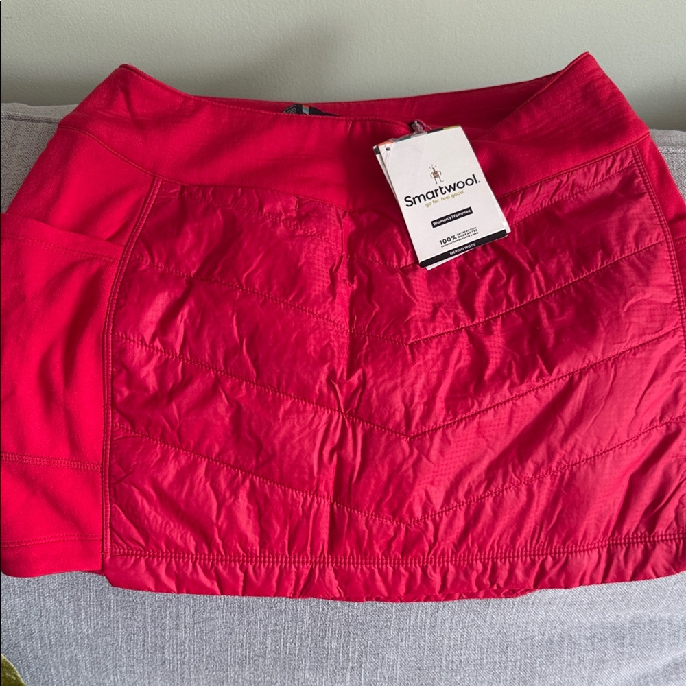 Smartwool Women's Vibrant Pomegranate Mini Skirt